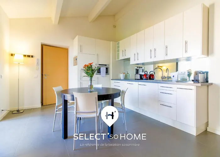 Select'sohome - Avec Terrasse Et Vue Au Coeur Du Lavandou - Parking Prive - Moun Pantai 르 라방두